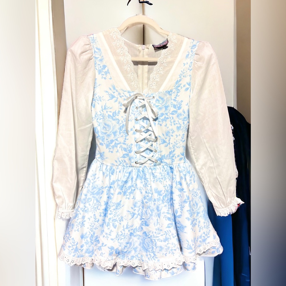 Size‎ Small…….Blue Floral Eyelet Ruffle Dress.  New #576. Trick N Treatz